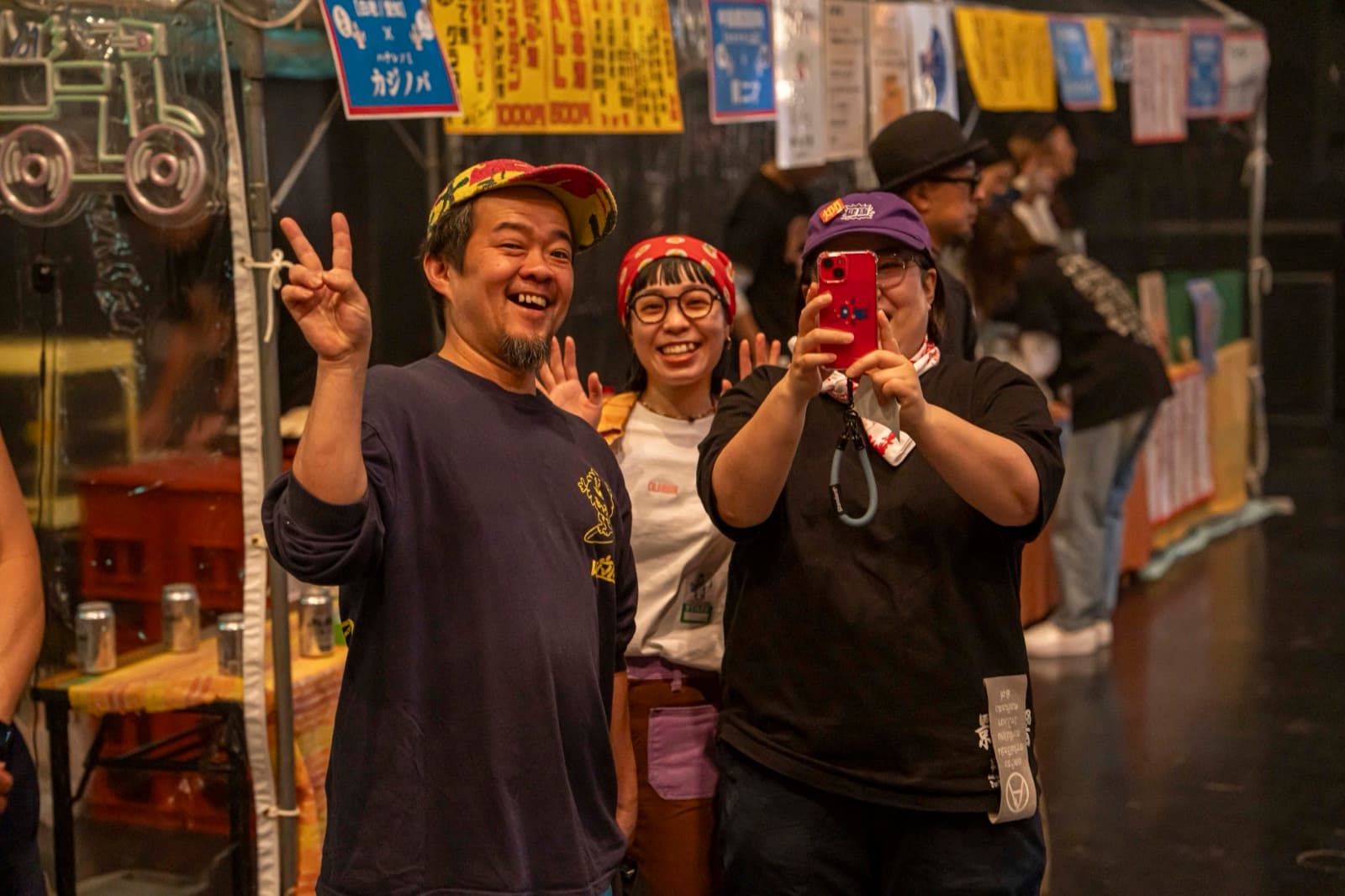 笑顔のスタッフたち